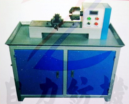 FU204型分梳輥包卷機